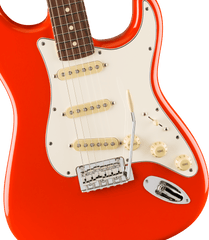Fender Player Ii Stratocaster® Rosewood Fingerboard, Coral Red