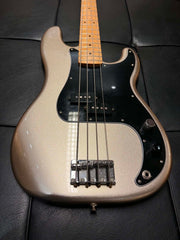 Fender 75th Anniversary Precision Bass Diamond Silver Matching Headstock -21 Beg (ink bag)
