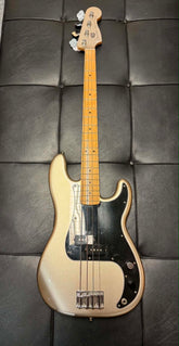 Fender 75th Anniversary Precision Bass Diamond Silver Matching Headstock -21 Beg (ink bag)