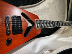 Gibson Guitar of the month Holy V 2008 Beg. ink case