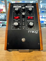 Moog Moogerfooger 12-Stage Phaser MF-103 Beg. utank låda