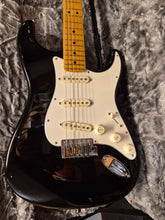 Fender American Ultra Stratocaster MN Texas Tea Beg, Ink Hardcase
