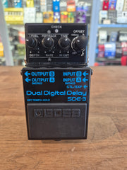 Boss SDE-3 Dual Digital Delay Beg. ink låda