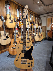 Fender JA-90 Jim Adkins NA IL Beg. Ink mjuk Hardcase
