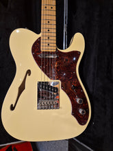 Fender "Tele-bration" Limited Edition 60th Anniversary Modern Telecaster Thinline 2011 Beg. Ink Hardcase