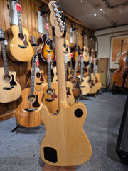 Fender JA-90 Jim Adkins NA IL Beg. Ink mjuk Hardcase