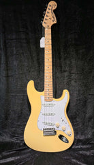 Fender Yngwie Malmsteen VW MN Beg. Ink Hardcase