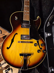 Gibson ES-175 1968 Ink. Case Beg.