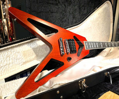 Gibson Guitar of the month Holy V 2008 Beg. ink case