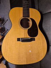 Martin 000-18 2021 Beg.